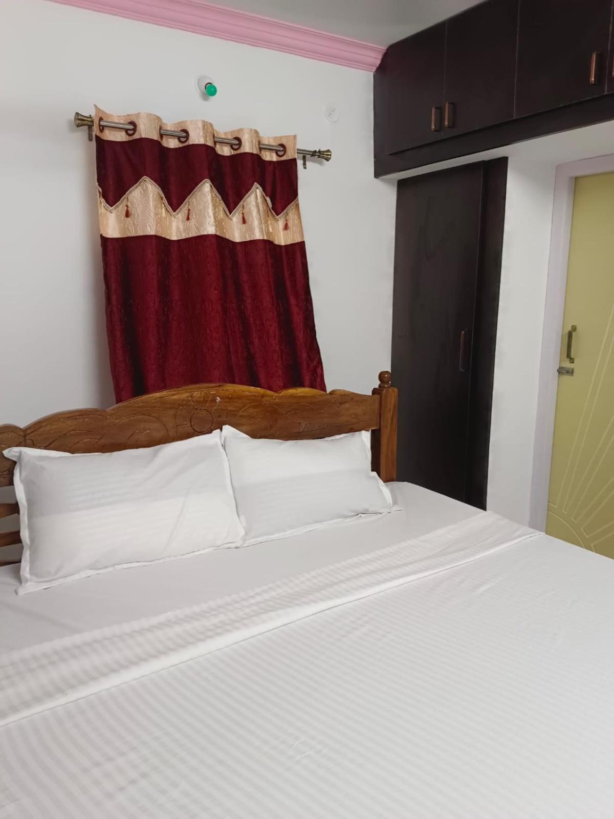 Madurai Koodal Nagar Homestay Exteriör bild
